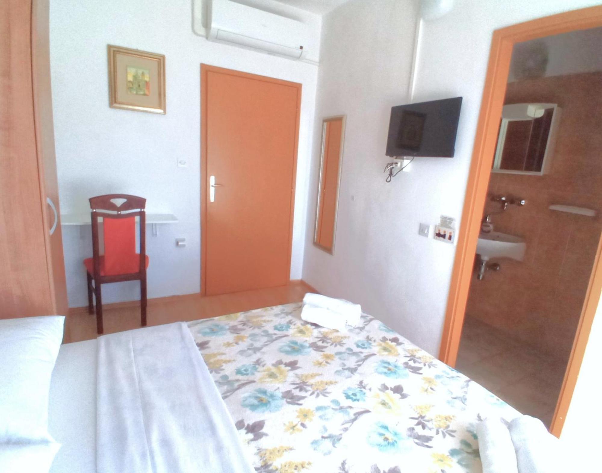 Guesthouse Cecilia 2 말린스카 객실 사진
